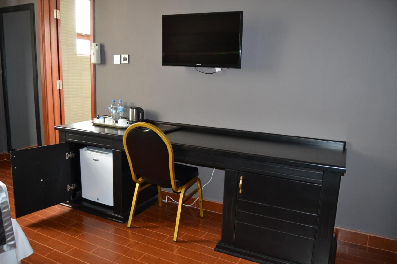 Panone Hotels - King'Ori Kilimanjaro Airport Моши Экстерьер фото