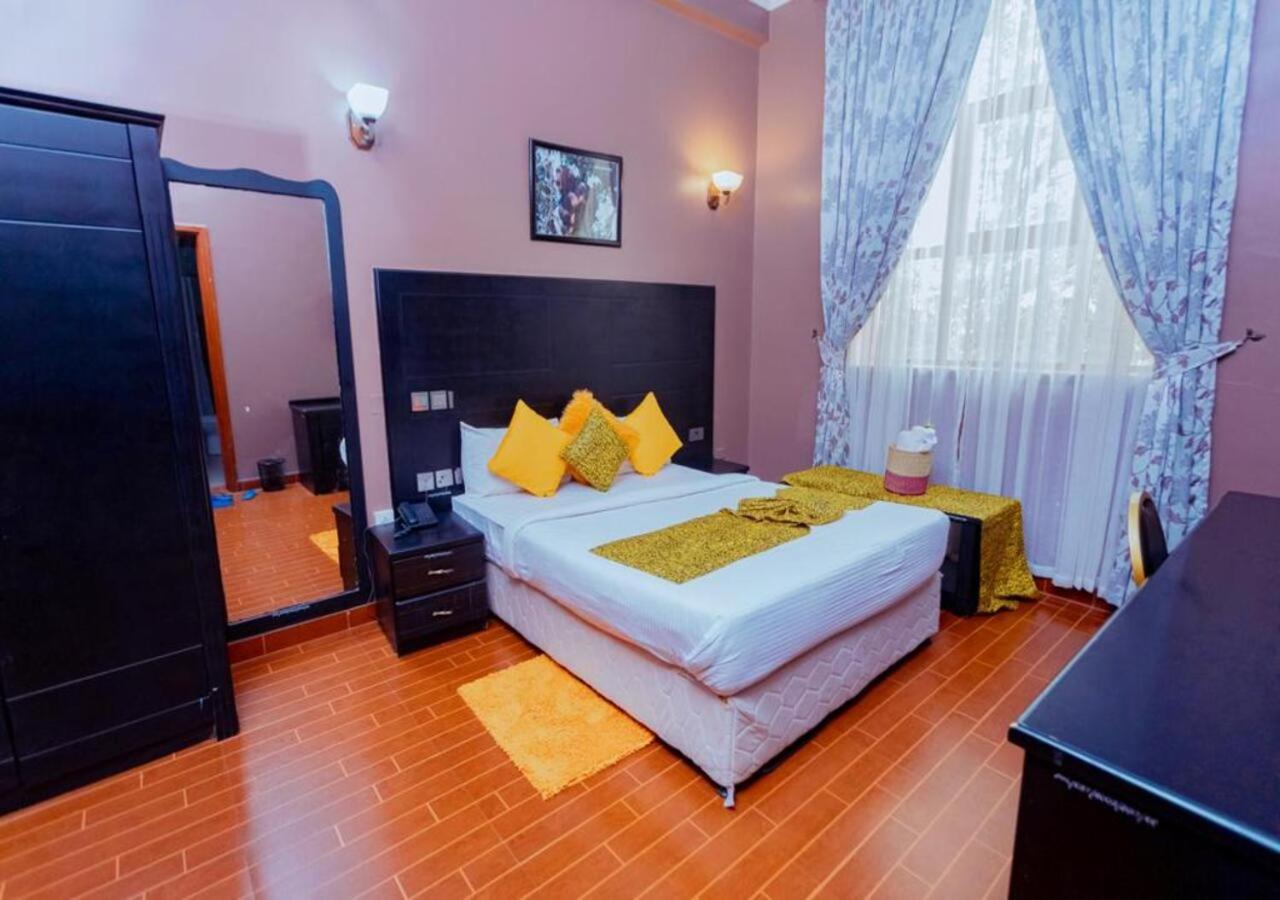 Panone Hotels - King'Ori Kilimanjaro Airport Моши Экстерьер фото